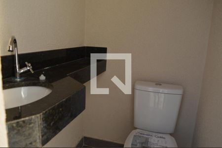 Casa à venda com 210m², 3 quartos e 1 vagaBanheiro