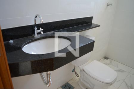 Casa à venda com 210m², 3 quartos e 1 vagaBanheiro