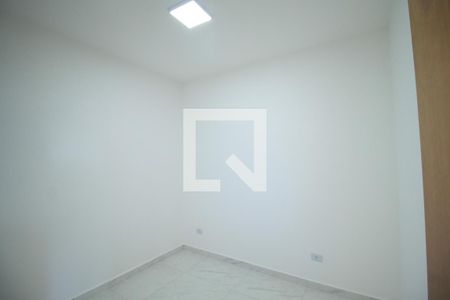 Quarto 2 de apartamento para alugar com 2 quartos, 40m² em Vila Diva (zona Leste), São Paulo