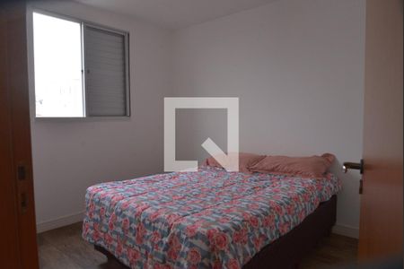 Quarto 1 de apartamento para alugar com 2 quartos, 48m² em Utinga, Santo André