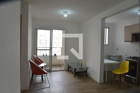 Sala de apartamento para alugar com 2 quartos, 48m² em Utinga, Santo André