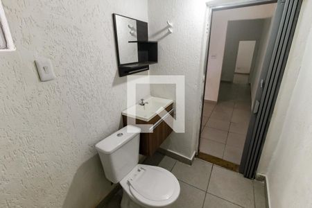 Banheiro de casa para alugar com 1 quarto, 125m² em Jardim das Palmas, São Paulo