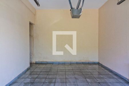 Casa para alugar com 125m², 3 quartos e 1 vaga Casa para alugar com 125m², 3 quartos e 1 vagaGaragem