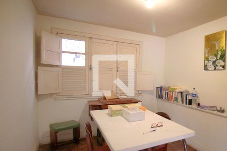 Casa à venda com 350m², 6 quartos e 2 vagasÁrea de Serviço