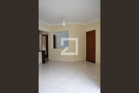 Sala 1 de casa de condomínio para alugar com 4 quartos, 185m² em Santa Cândida, Curitiba