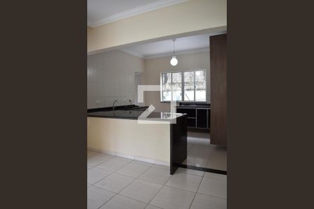 Casa de condomínio para alugar com 185m², 4 quartos e 2 vagasCozinha