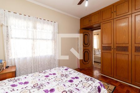 Casa à venda com 380m², 4 quartos e 2 vagasSuíte 2