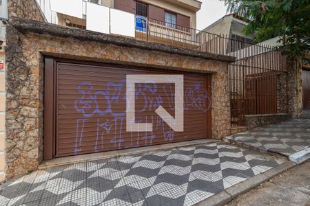 Casa à venda com 380m², 4 quartos e 2 vagasFachada