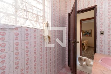 Casa à venda com 380m², 4 quartos e 2 vagasBanheiro 4