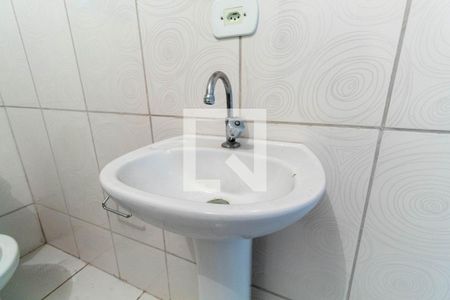 Casa à venda com 180m², 4 quartos e 2 vagasBanheiro da Suíte 2
