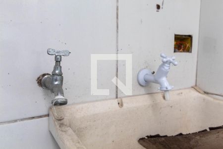 Casa à venda com 180m², 4 quartos e 2 vagasLavanderia (Torneira)