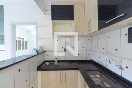 Casa à venda com 180m², 4 quartos e 2 vagasCozinha