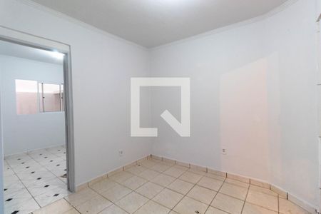 Casa à venda com 180m², 4 quartos e 2 vagasQuarto Suíte 2