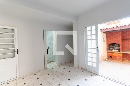 Casa à venda com 180m², 4 quartos e 2 vagasCopa