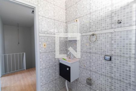 Casa à venda com 180m², 4 quartos e 2 vagasBanheiro 3