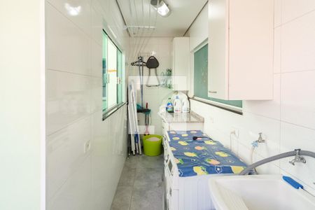 Casa à venda com 226m², 3 quartos e 3 vagasÁrea de Serviço 1