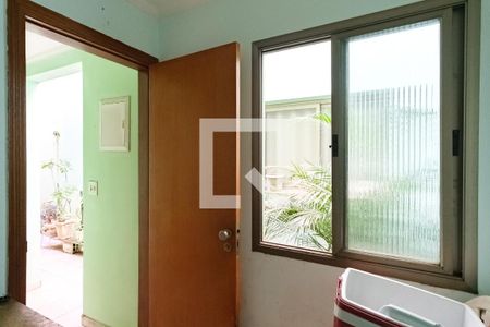 Casa à venda com 226m², 3 quartos e 3 vagasQuarto de Serviço