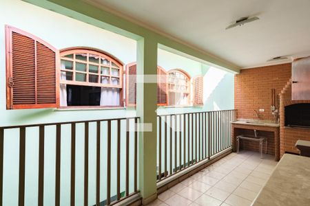 Casa à venda com 226m², 3 quartos e 3 vagasTerraço