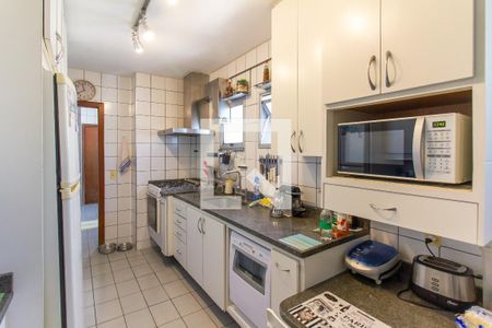 Apartamento à venda com 147m², 3 quartos e 2 vagas Apartamento à venda com 147m², 3 quartos e 2 vagasCozinha