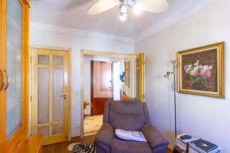 Apartamento à venda com 147m², 3 quartos e 2 vagas Apartamento à venda com 147m², 3 quartos e 2 vagasEscritório