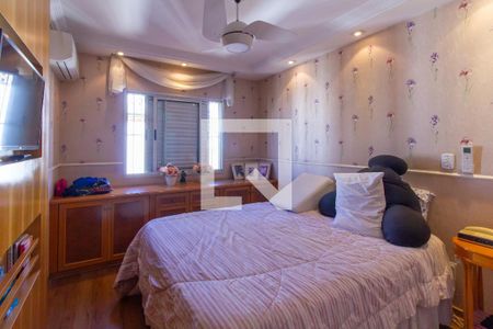 Apartamento à venda com 147m², 3 quartos e 2 vagas Apartamento à venda com 147m², 3 quartos e 2 vagasQuarto 1 - Suíte