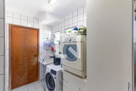 Apartamento à venda com 147m², 3 quartos e 2 vagas Apartamento à venda com 147m², 3 quartos e 2 vagasÁrea de Serviço