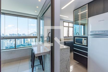 Apartamento para alugar com 55m², 1 quarto e 2 vagas Apartamento para alugar com 55m², 1 quarto e 2 vagasCozinha