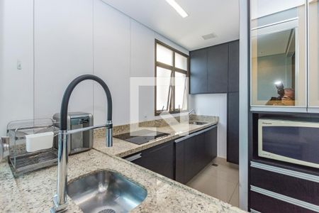 Apartamento para alugar com 55m², 1 quarto e 2 vagas Apartamento para alugar com 55m², 1 quarto e 2 vagasCozinha