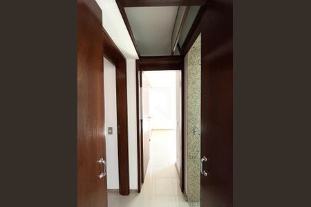 Apartamento à venda com 63m², 2 quartos e 1 vagaCorredor