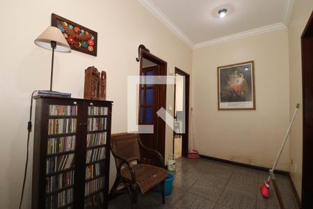 Casa de condomínio para alugar com 500m², 4 quartos e 2 vagasCorredor