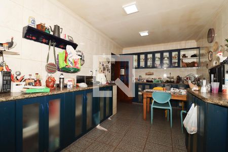 Casa de condomínio para alugar com 500m², 4 quartos e 2 vagasCozinha