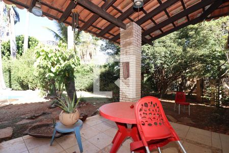 Casa de condomínio para alugar com 500m², 4 quartos e 2 vagasVaranda