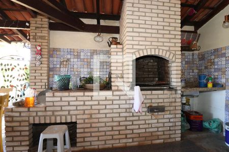 Casa de condomínio para alugar com 500m², 4 quartos e 2 vagasChurrasqueira