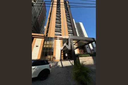 Studio à venda com 31m², 1 quarto e 1 vaga Studio à venda com 31m², 1 quarto e 1 vagaFachada