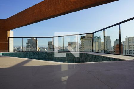 Studio à venda com 31m², 1 quarto e 1 vagaPiscina