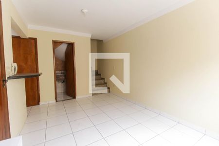 Sala de casa de condomínio à venda com 2 quartos, 69m² em Vila Campanela, São Paulo