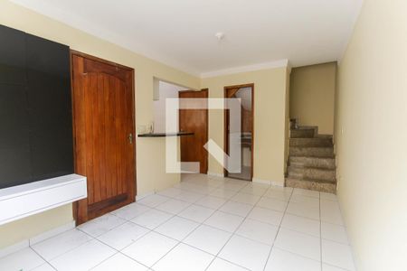 Sala de casa de condomínio à venda com 2 quartos, 69m² em Vila Campanela, São Paulo