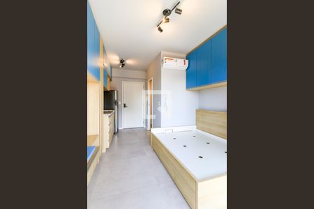 Sala/Quarto de kitnet/studio à venda com 1 quarto, 22m² em Jardim das Acácias, São Paulo