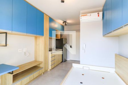 Sala/Quarto de kitnet/studio à venda com 1 quarto, 22m² em Jardim das Acácias, São Paulo