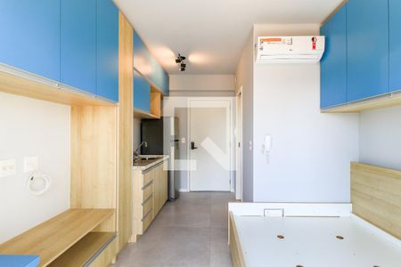 Sala/Quarto de kitnet/studio à venda com 1 quarto, 22m² em Jardim das Acácias, São Paulo