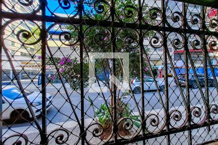 Apartamento à venda com 133m², 2 quartos e sem vagasala janela vista