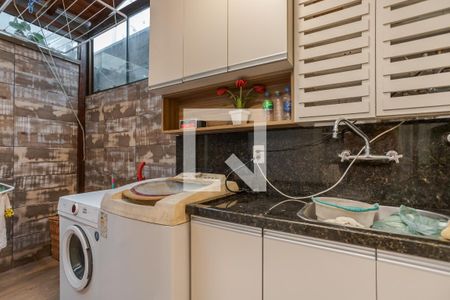 Casa à venda com 80m², 3 quartos e 1 vaga Casa à venda com 80m², 3 quartos e 1 vagaÁrea de Serviço