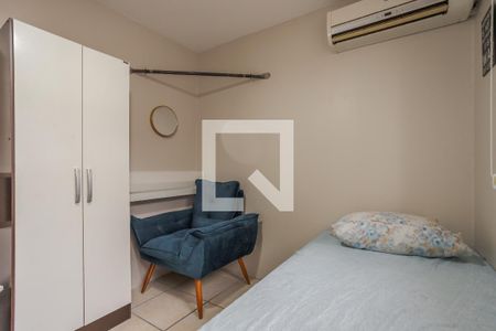 Quarto 1 de casa à venda com 3 quartos, 80m² em Jardim Itu, Porto Alegre
