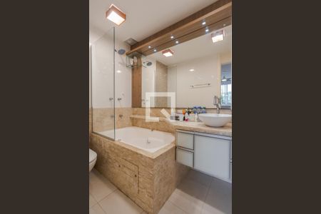 Suíte de casa à venda com 3 quartos, 80m² em Jardim Itu, Porto Alegre