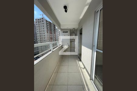Apartamento para alugar com 43m², 2 quartos e 1 vaga Apartamento para alugar com 43m², 2 quartos e 1 vagaVaranda