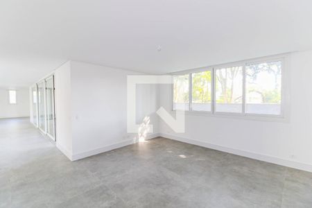 Casa de condomínio à venda com 719m², 4 quartos e 4 vagasSala de TV