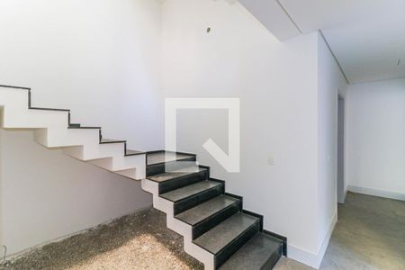Casa de condomínio à venda com 719m², 4 quartos e 4 vagasHall