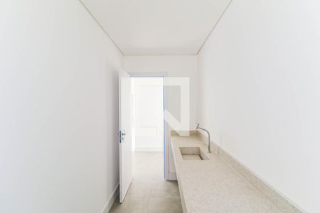 Casa de condomínio à venda com 712m², 4 quartos e 4 vagasLavabo