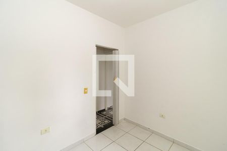 Quarto 2 de casa para alugar com 2 quartos, 50m² em Vila Maria Alta, São Paulo