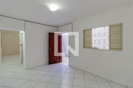 Casa para alugar com 44m², 1 quarto e sem vaga Casa para alugar com 44m², 1 quarto e sem vagaSala/Quarto